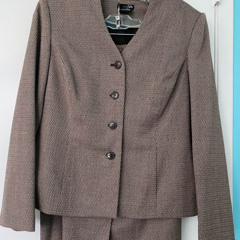East 5th Womens lined Suit